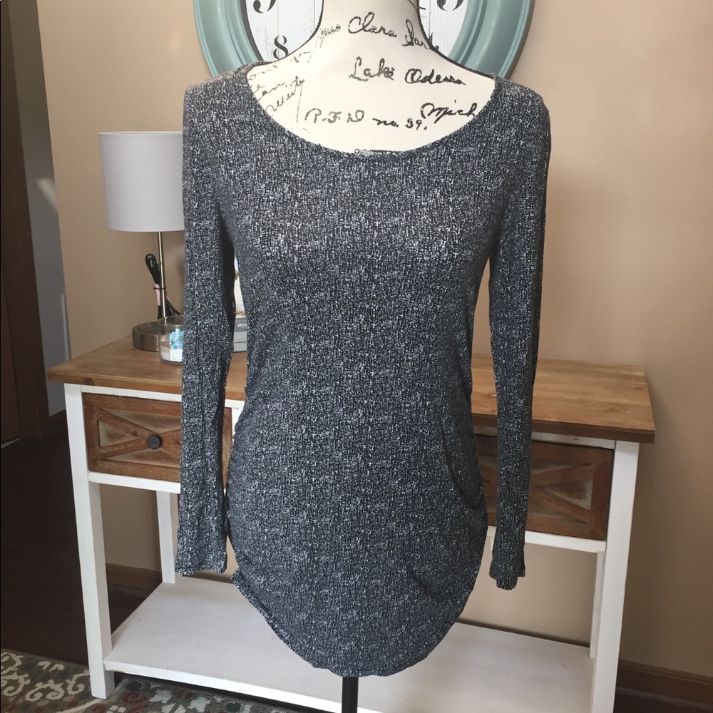 A Pea In The Pod printed maternity top - Picture 1 of 4